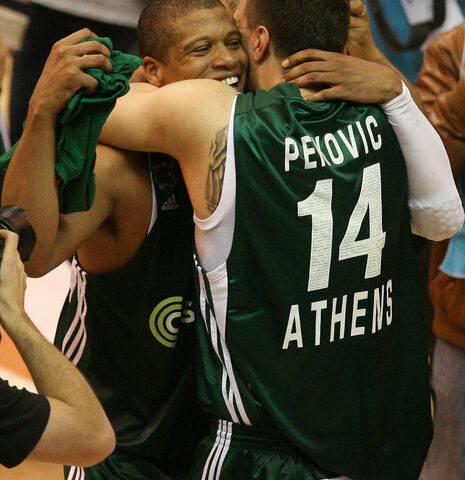 16.000 de atenieni au aplaudat victoria celor de la Panathinaikos